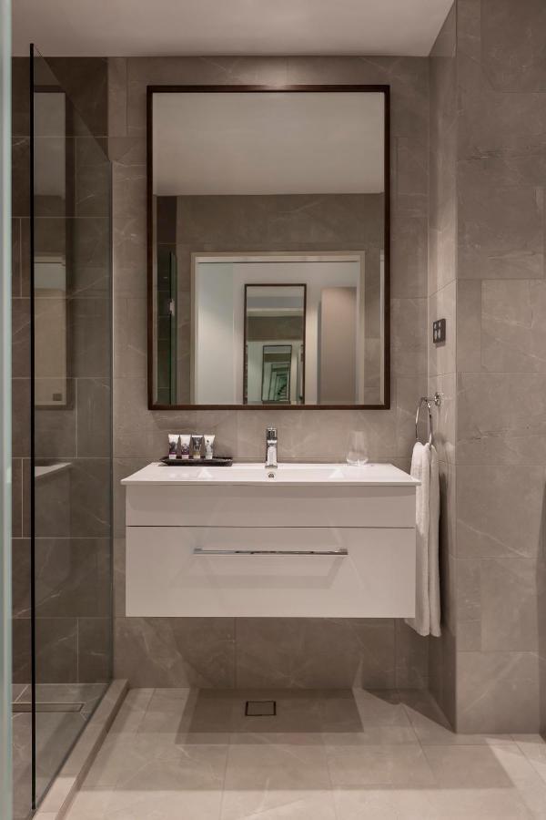 Mercure Auckland Queen Street Exterior foto