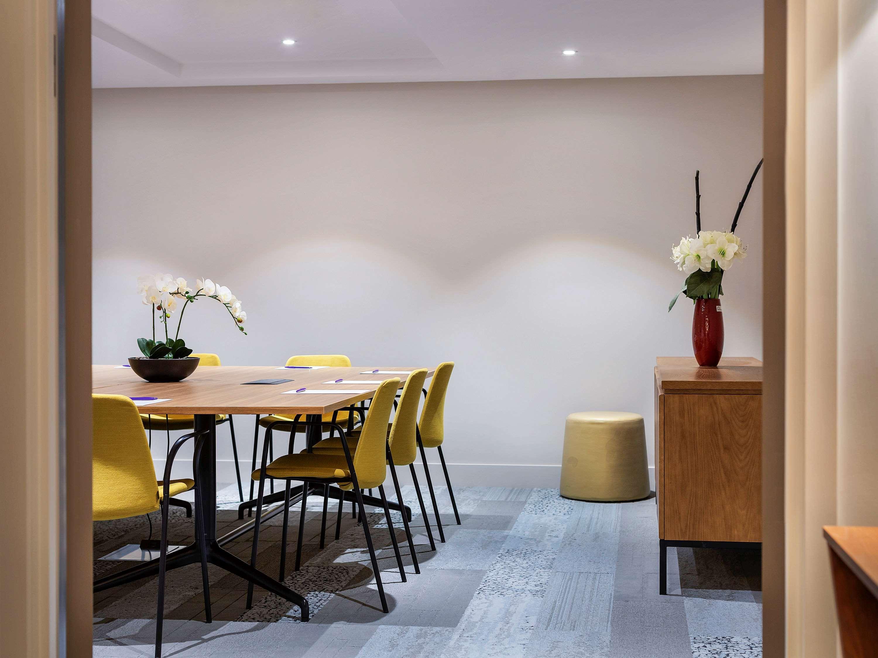 Mercure Auckland Queen Street Exterior foto