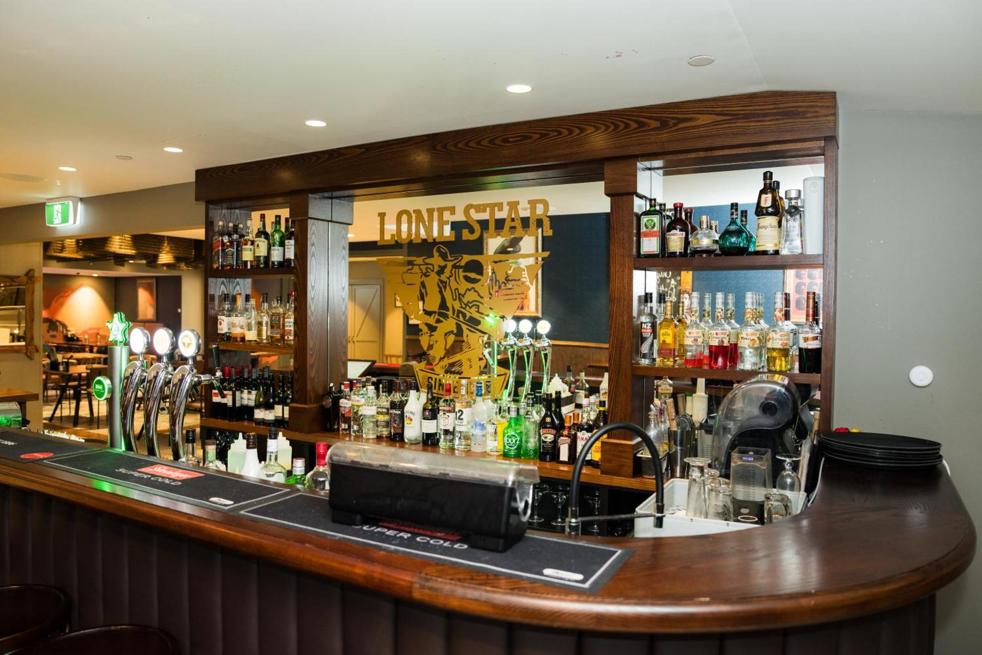 Mercure Auckland Queen Street Exterior foto